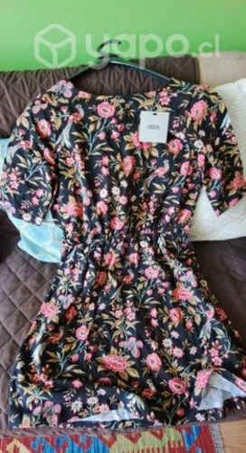 Vestido floreado nuevo marca Asos