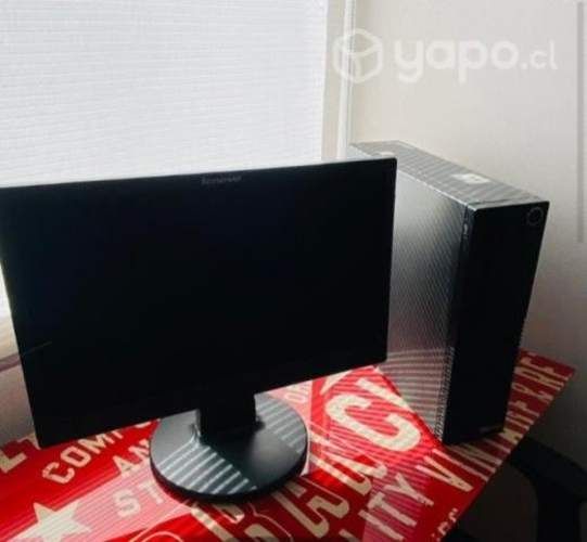 Computador Lenovo 14&#34; más teclado