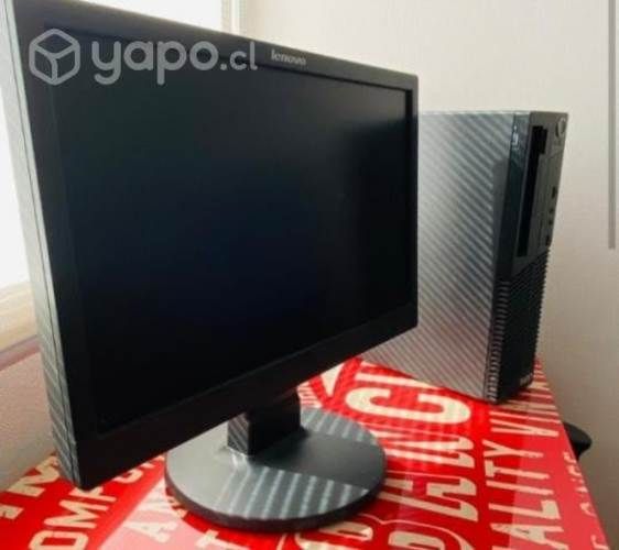 Computador Lenovo 14&#34; más teclado