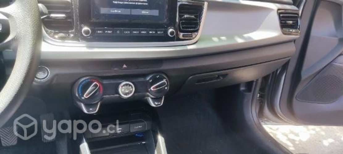 Kia Río 4 2021 versión full