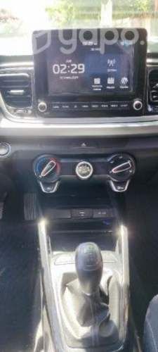 Kia Río 4 2021 versión full