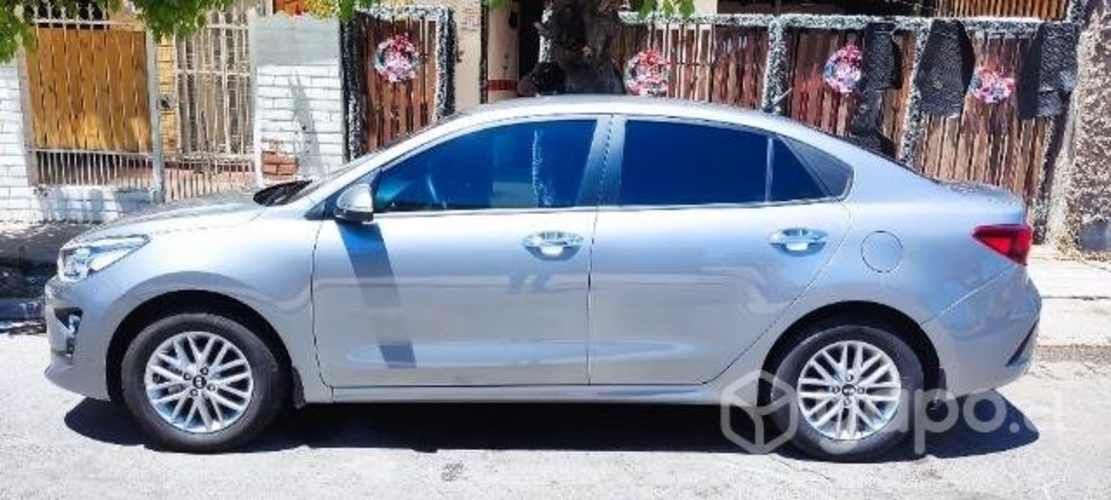 Kia Río 4 2021 versión full