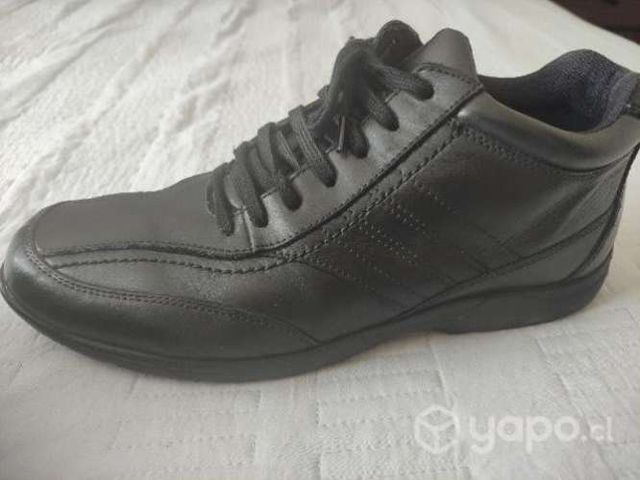 Zapato escolar