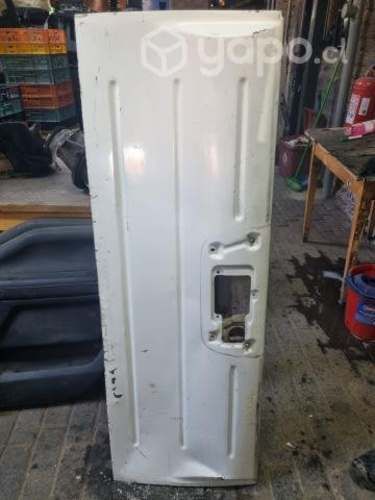 Portalon Detalle (NTX147) Nissan Terrano 2.5 Diése