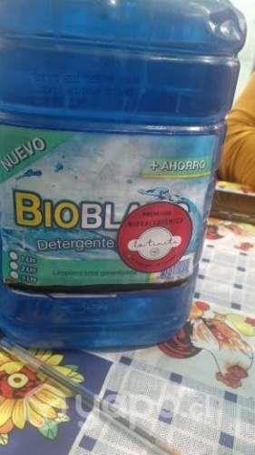 Detergente líquido concentrado hipoalergénico