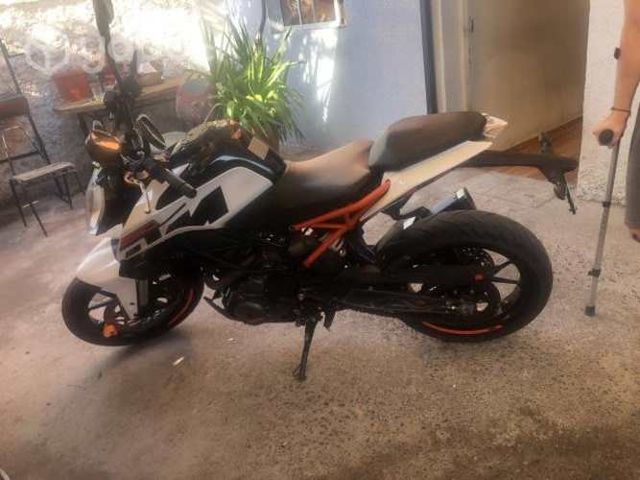 Vendo moto KTM duke año 2018