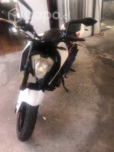 Vendo moto KTM duke año 2018