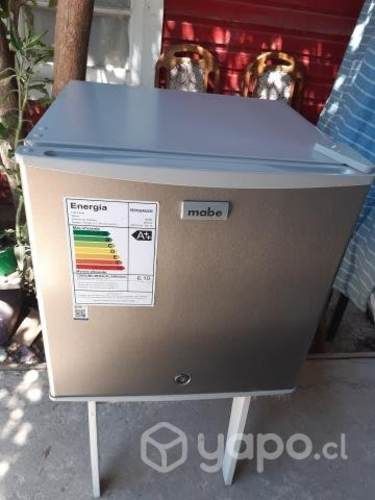 Frigobar mabe Rmf02Lrx0 45lt