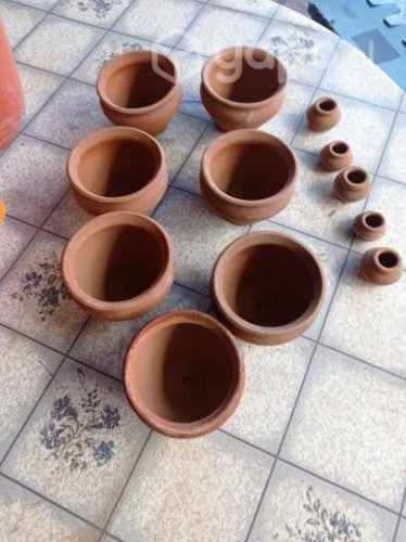 Maceteros pequeños de greda