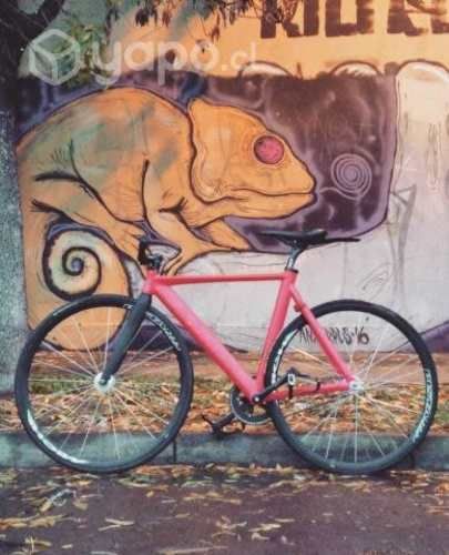 Fixie Aventon Mataro Low