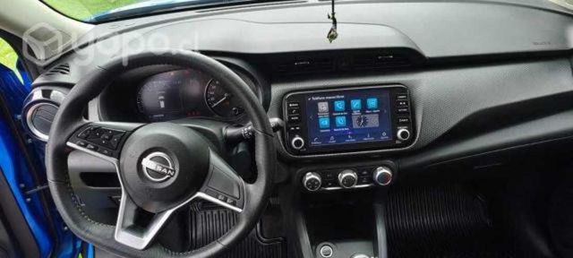 NISSAN KICKS  km / Azul Eléctrico