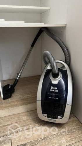 Aspiradora nueva Ursus Trotter