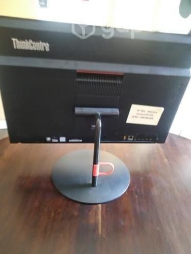 Lenovo all un one m700z Intel i5