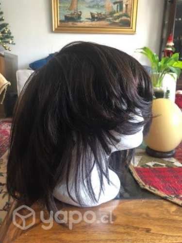 Peluca pelo castaño y negro