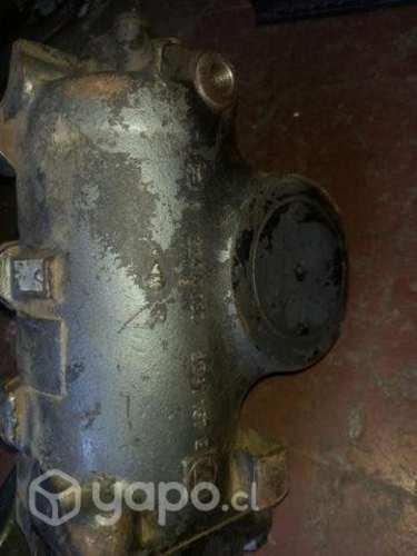 Caja dirección hidráulica Iveco Stralis