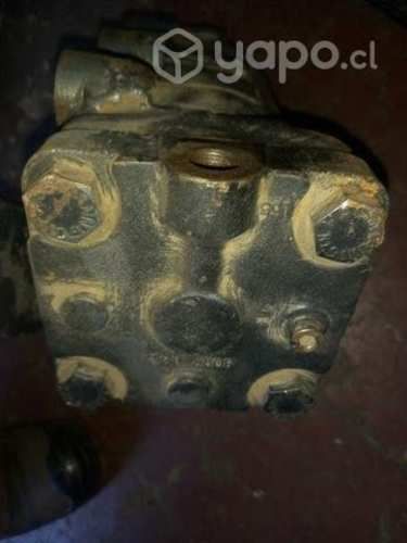 Caja dirección hidráulica Iveco Stralis