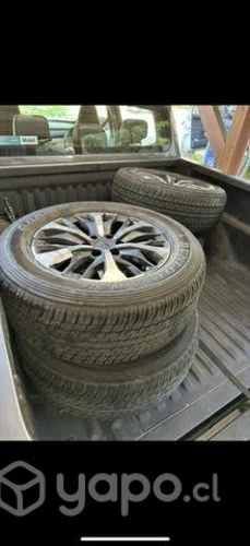 Neumaticos 255/60 con llanta R18