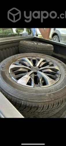 Neumaticos 255/60 con llanta R18