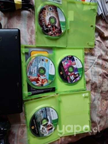 Xbox 360 funcionando bien 4 juegos