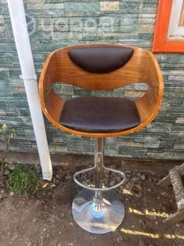 Silla escritorio o Bar casi nueva