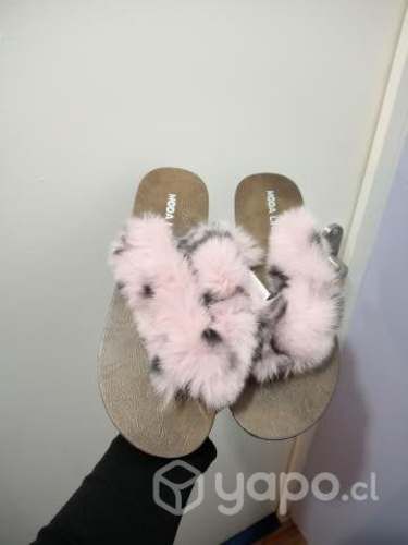 Chalas bajas peludas