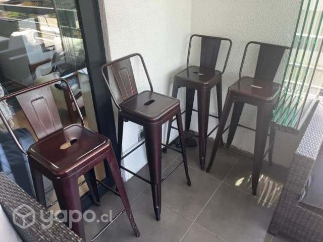 Sillas de terraza y barra