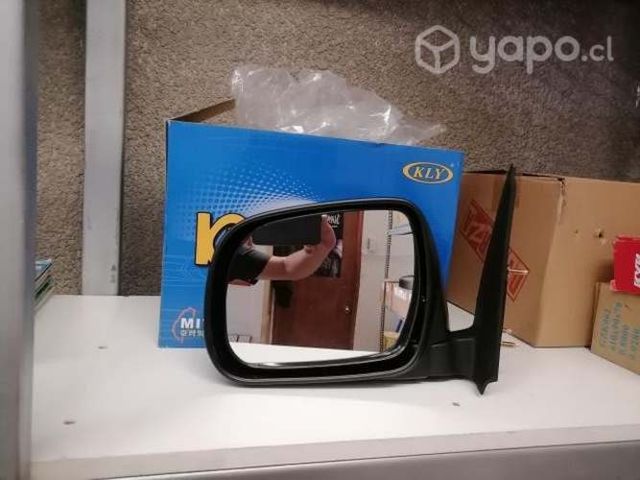 Espejo izquierdo mecánico hilux 2005 al 2011