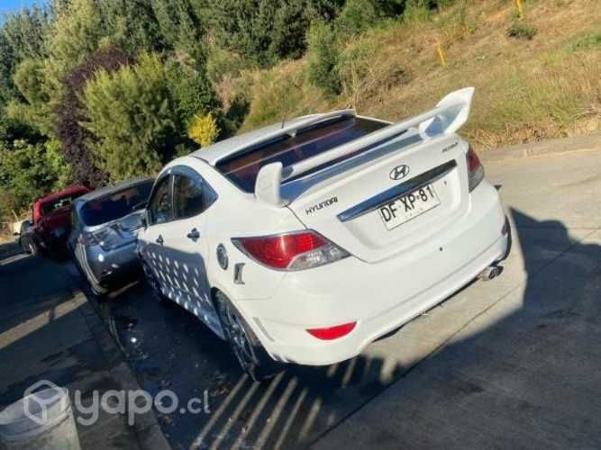 Hyundai accent RB 2011