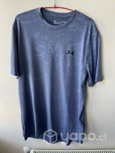 Polera Under Armour talla M