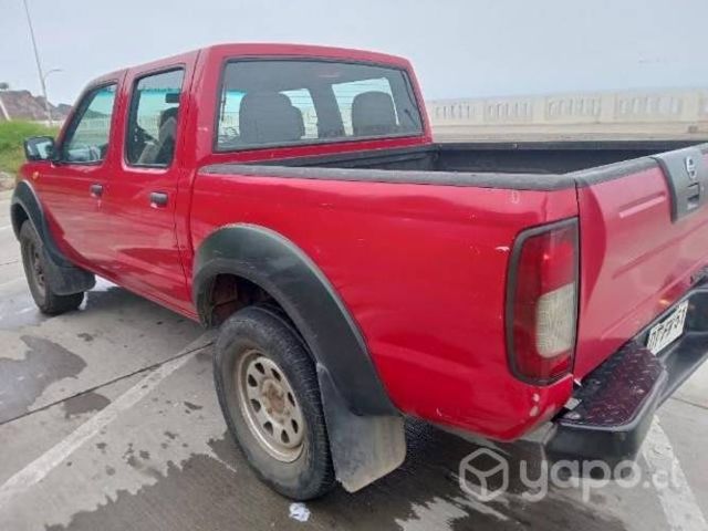 Se vende camioneta Nissan terrano 4x4 2012