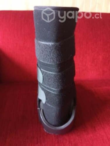 Bota ortopedica talla 42 -43