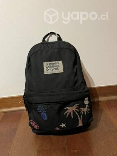 Mochila marca superdry