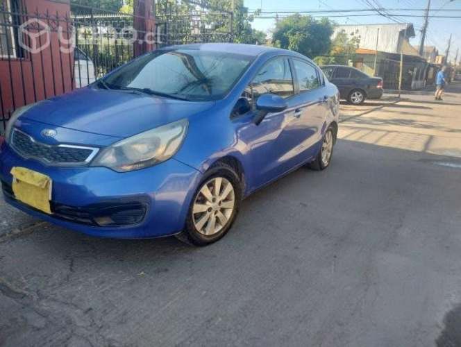 Kia motors rio 2013