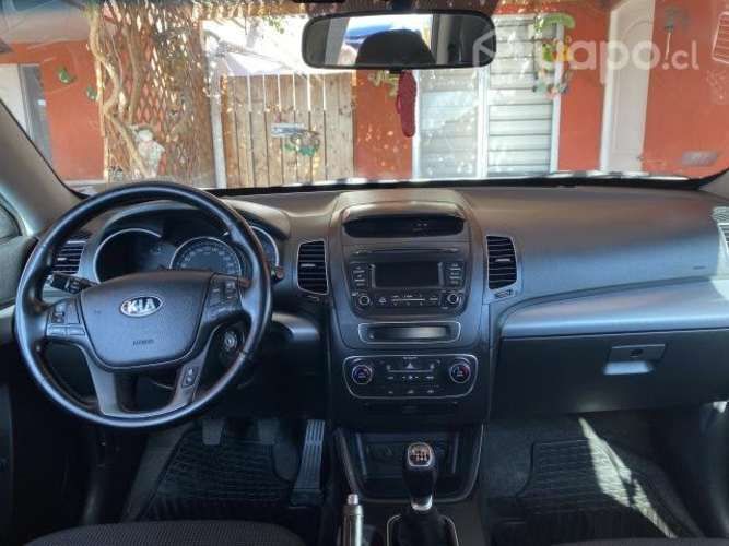 Kia motors sorento 2013