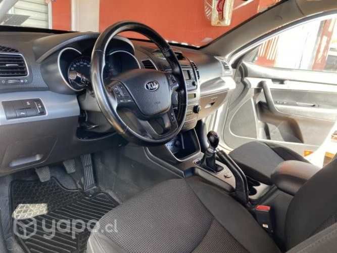 Kia motors sorento 2013