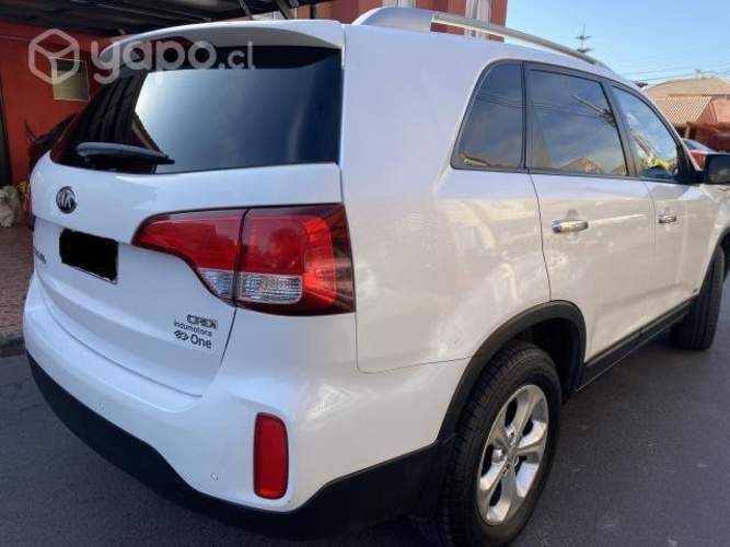 Kia motors sorento 2013