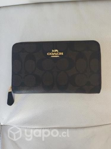 Impecable Billetera COACH Original solo un uso