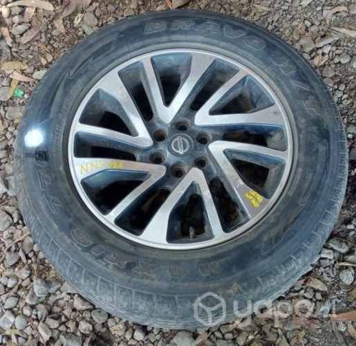 Llanta Aluminio Con Neumático 255 60 R18 (NNF026)