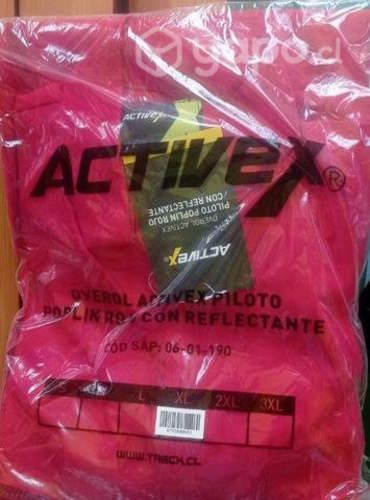 Buzo rojo con reflectante