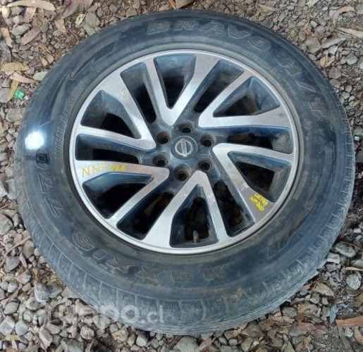 Llanta Aluminio Con Neumático 255 60 R18 (NNF026)