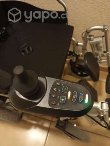 Silla de rueda nueva en su caja