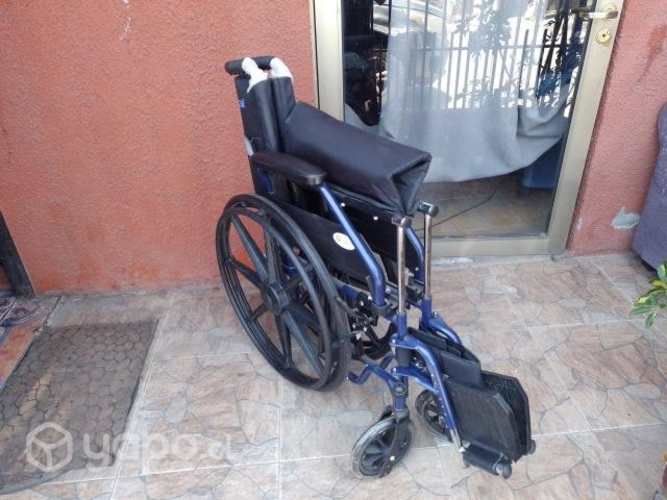 Silla de ruedas sin uso