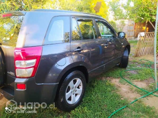 Suzuki grand nómade