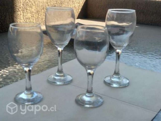Set 4 Copas Vino Blanco Amoroso