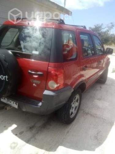 Se vende Ford scosport