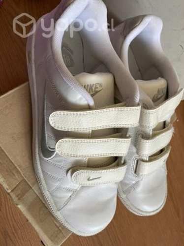 Zapatillas Nike (sin uso)