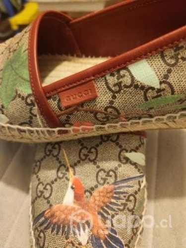 Zandalias gucci originales  38.0