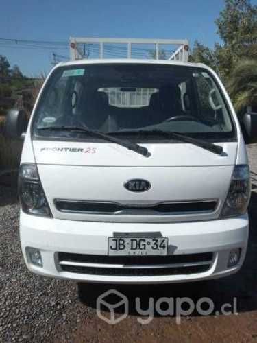Camioneta Kia frontier 2.5 año 2017 d/cab