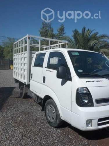 Camioneta Kia frontier 2.5 año 2017 d/cab