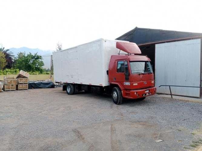 Ford cargo 1722e conversable